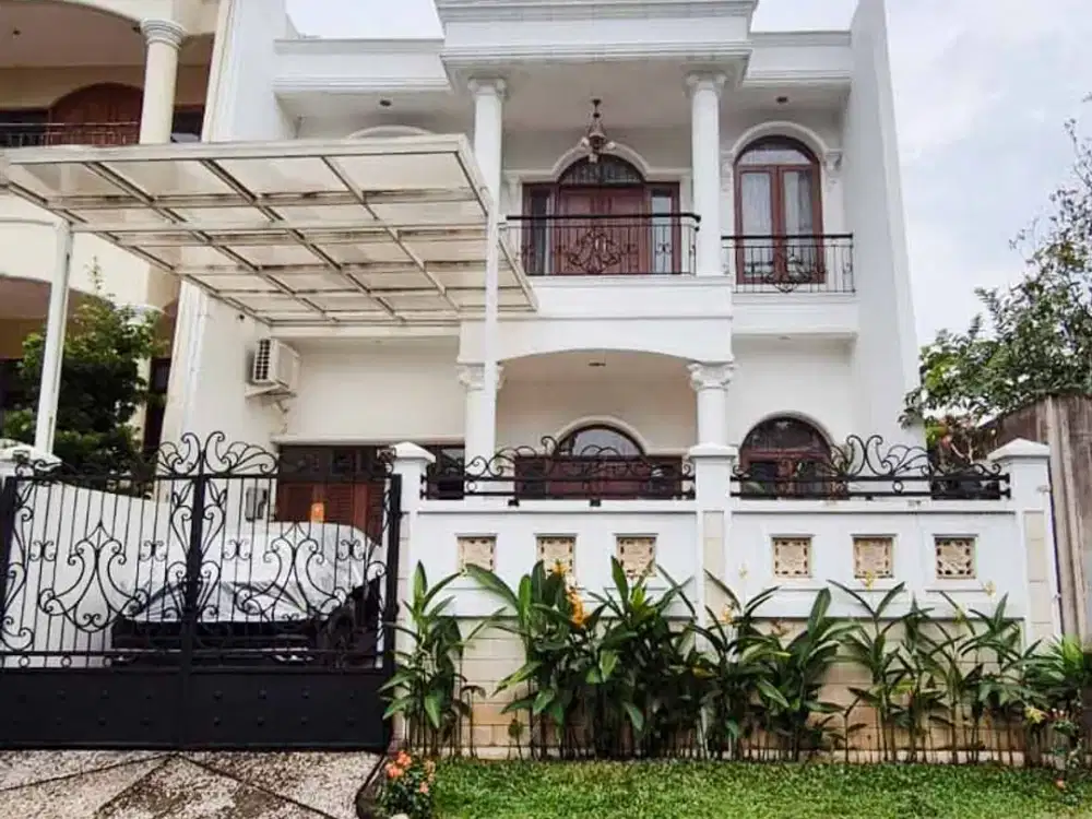 Dijual Rumah Mewah Furnished Siap Huni di Permata Buana Kembangan Jakarta Barat - LT 160m², Bebas Banjir, Lokasi Premium