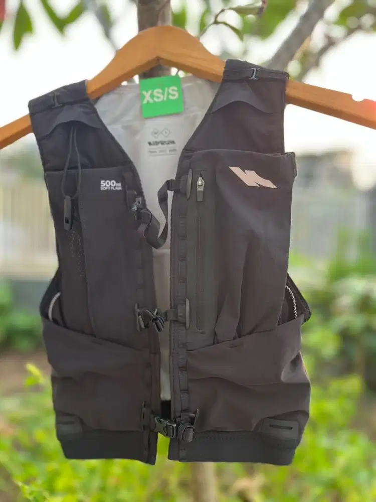vest trail run hydropack hidration 5L kiprun decathlon