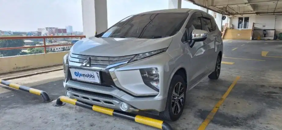 DP RENDAH Mitsubishi Xpander 1.5 Ultimate Bensin-AT 2019 ZKMS