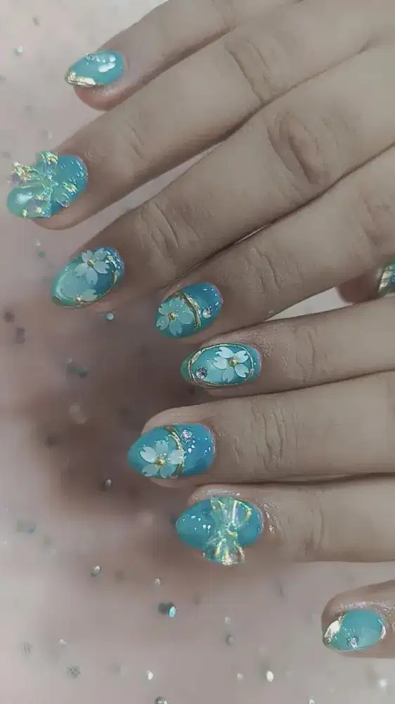 Dibutuh kan Therapys nail dan eyelash