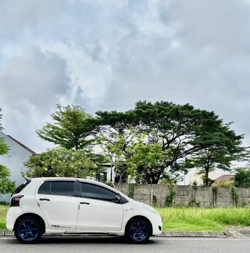 Yaris Putih Matic Terawat