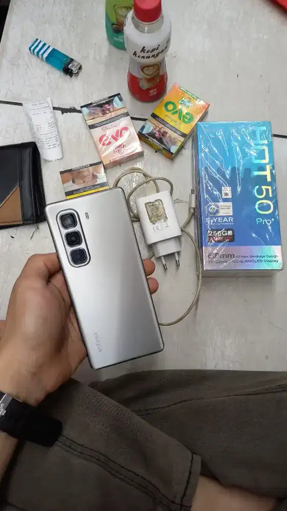 Infinix hot 50 pro plus 8+8/256