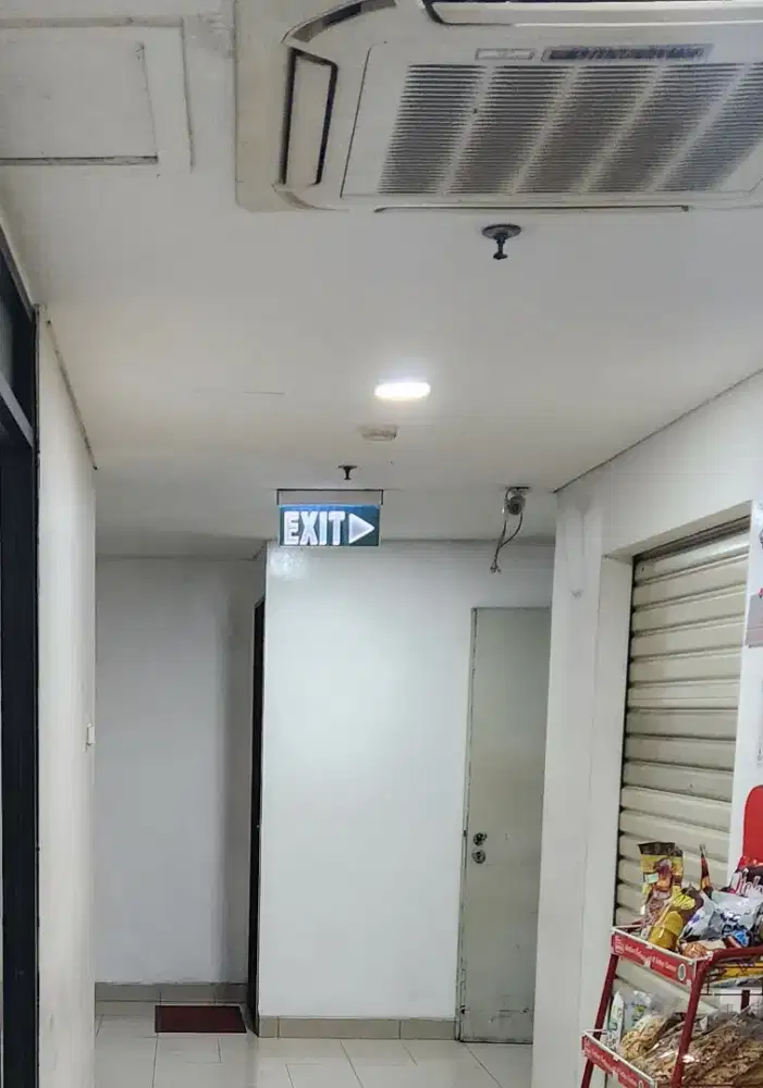 Disewakan : Kios/toko kecil di Apartemen Tower Mahakam, cikarang utara
