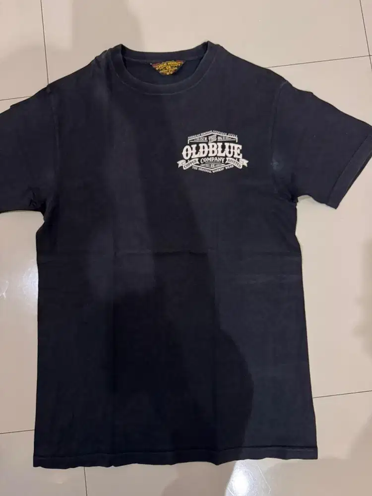 Kaos Old Blue Company Hitam Preloved