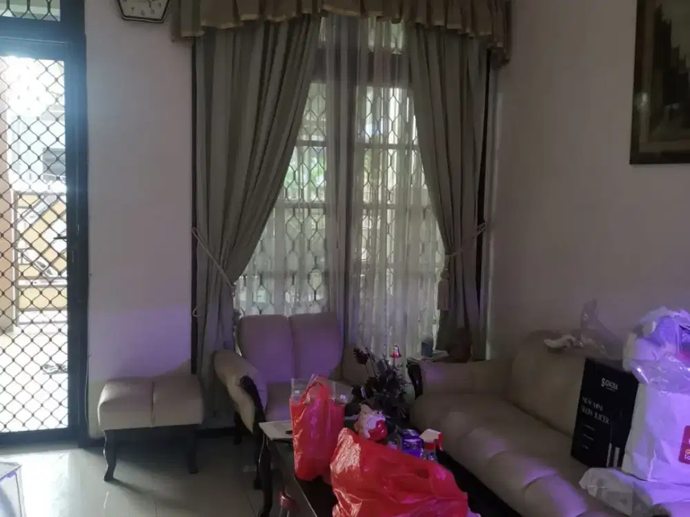 Rumah Bagus Siap Huni di Duren Sawit Jakarta Timur