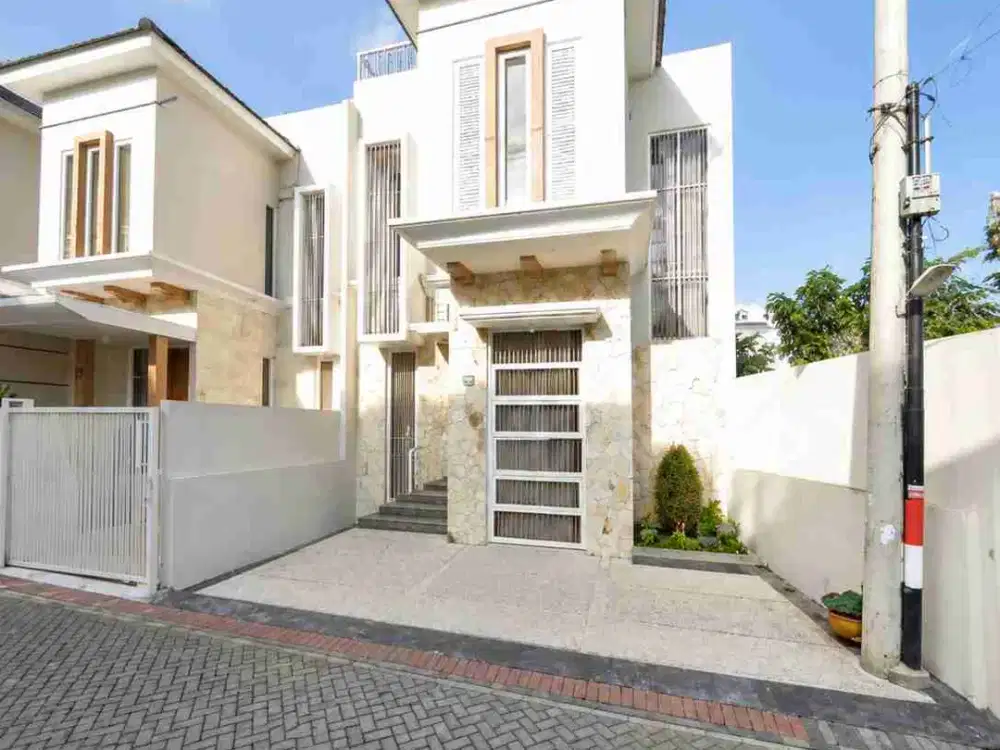 Villa Di Batu Malang Private Pool MURAH FURNISH SHM NEGO