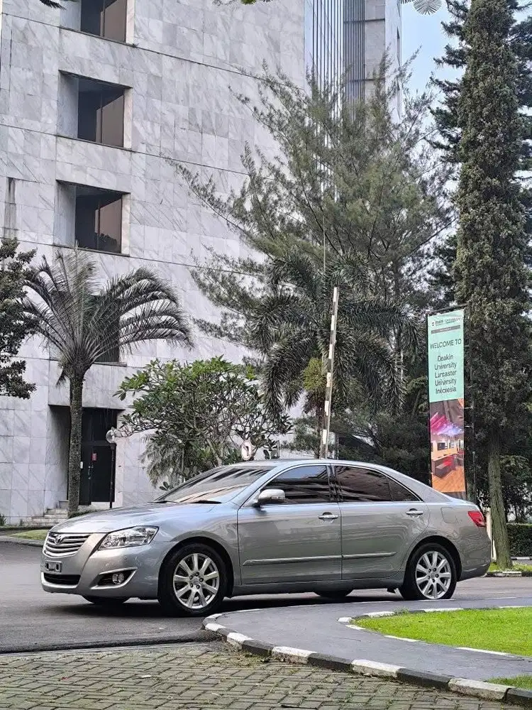 TOYOTA NEW CAMRY V 2.4 AT 2007 ISTIMEWA