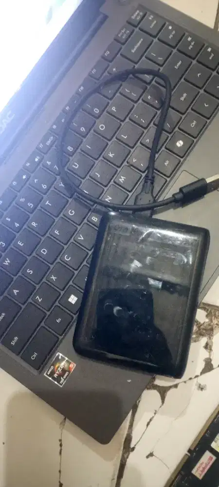 Hardisk eksternal 1 TB wd