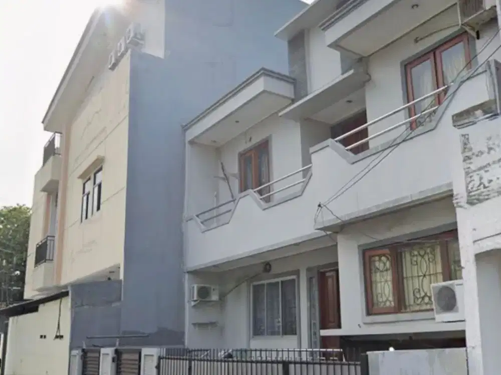 TuRUN Harga Rumah Di Tomang, lebar 9 dan  2.5 lantai siap huni, Nego Sampe Jadi, Tomang, Jakarta Barat