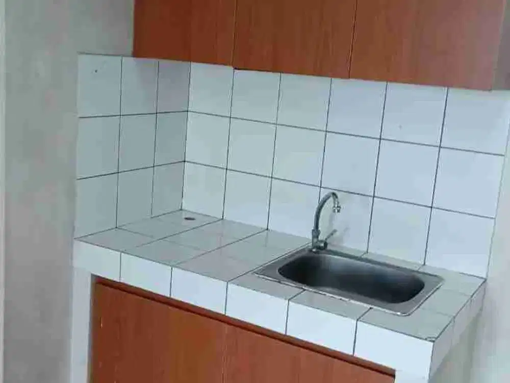 disewakan 3 br apart kosongan springlake Summarecon Bekasi