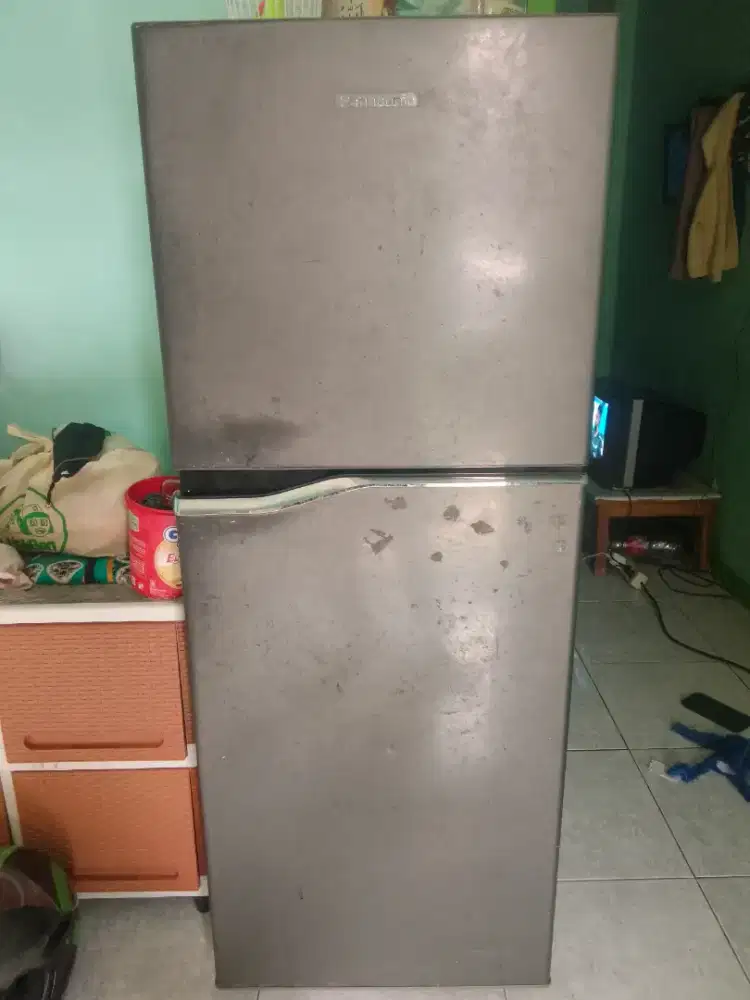 kulkas panasonic 2 pintu