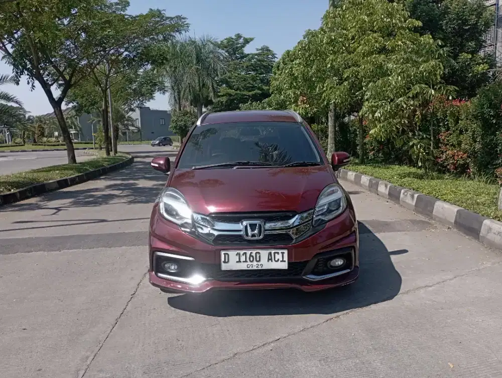 Mobilio rs 1.5 matic 2014 dp 8 jt