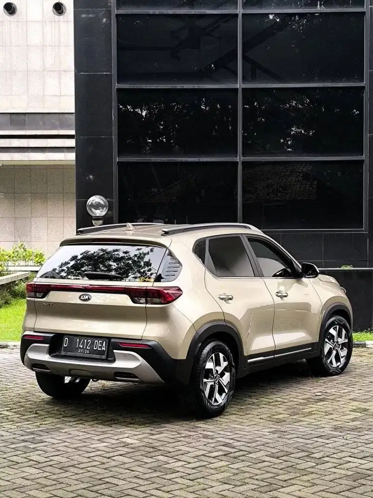 KIA SONET PREMIERE 1.4 AT 2021 SATU TGN DARI BARU