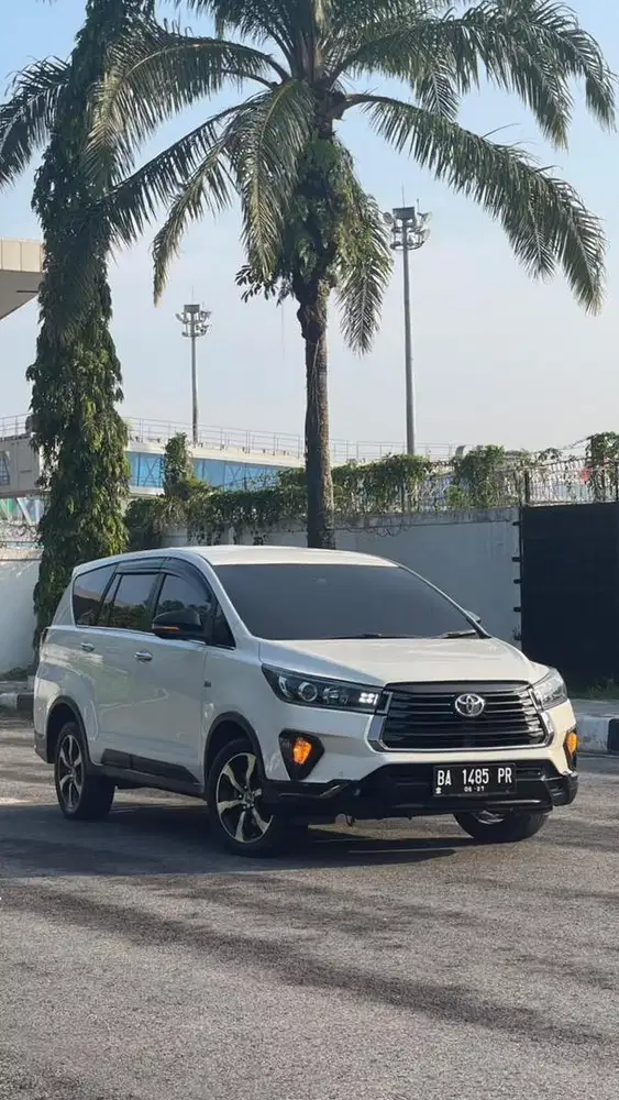 INNOVA VENTURER 2.0 BENSIN A/T NIK 2021
