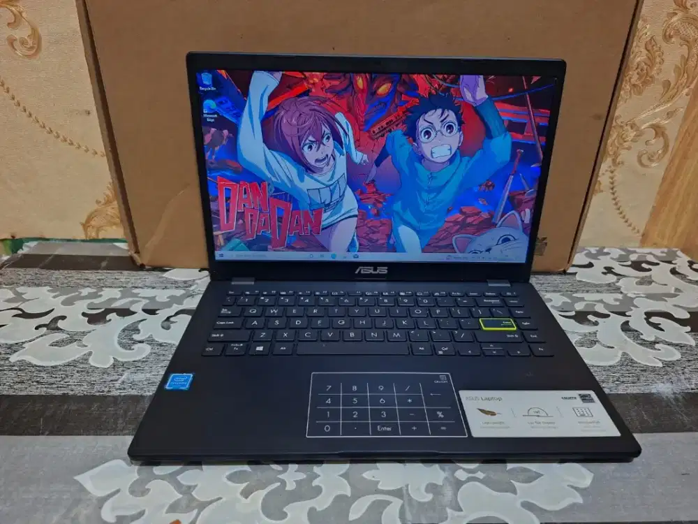Laptop Asus Vivobook E410MA