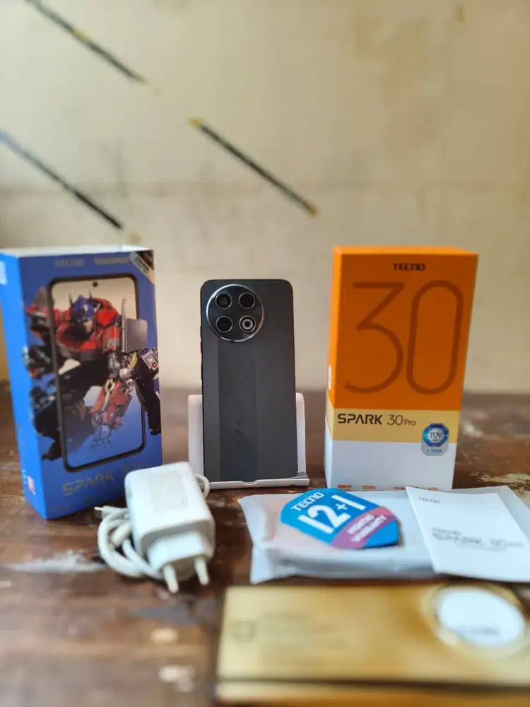 TECNO Spark 30 Pro (8GB/128GB)