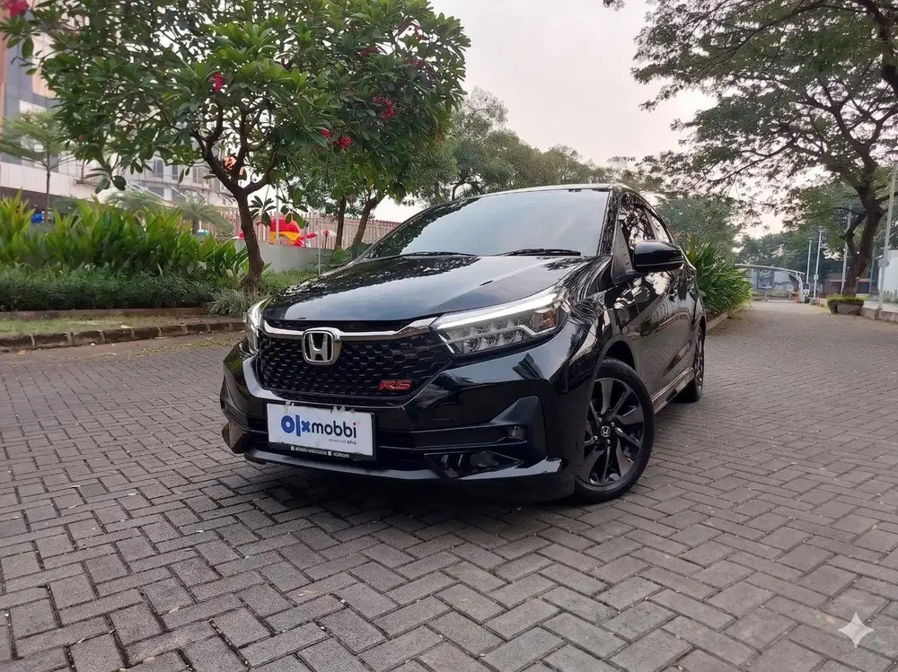 TDP 1 JUTA Honda Brio 1.2 RS Bensin-AT 2023 Hitam CJBCB