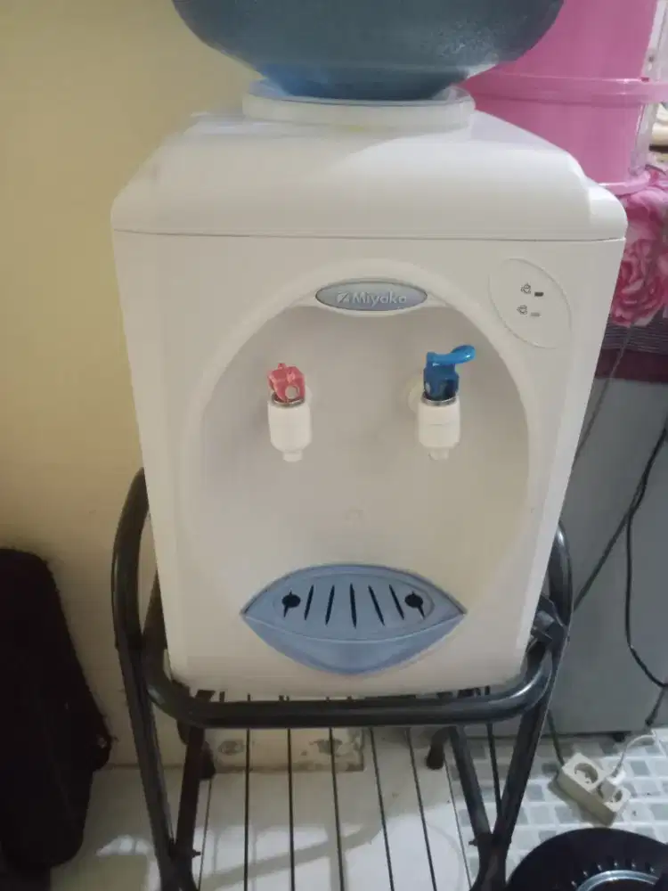 Prelove Dispenser Miyako Hot & Normal