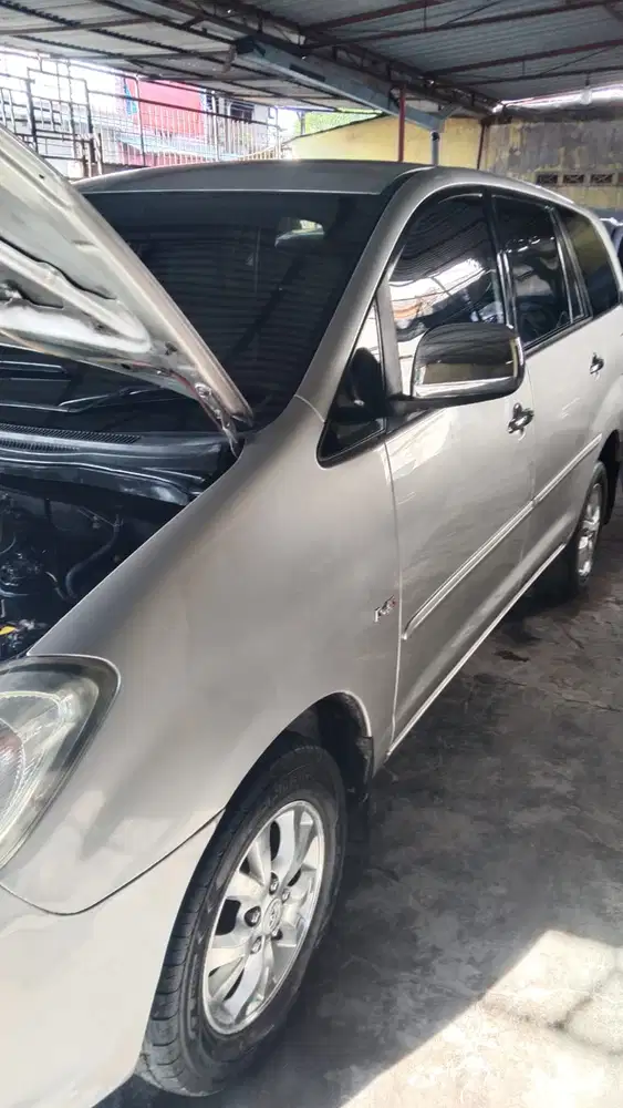Toyota Kijang Innova 2006 Diesel