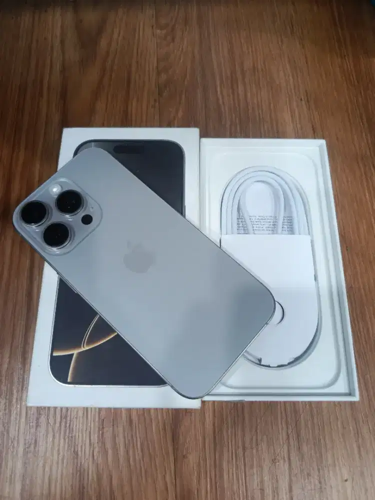 iPhone 16 Pro 512 iBox pemakaian pribadi cwe