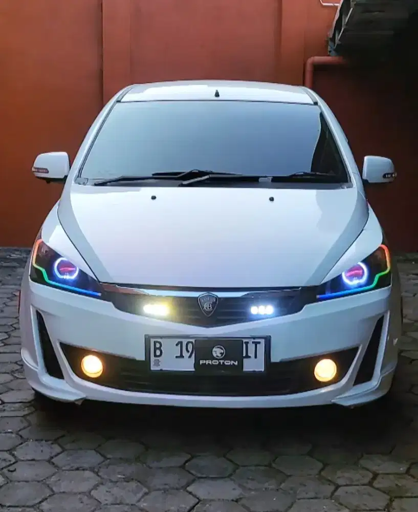Proton Exora Bold 2013