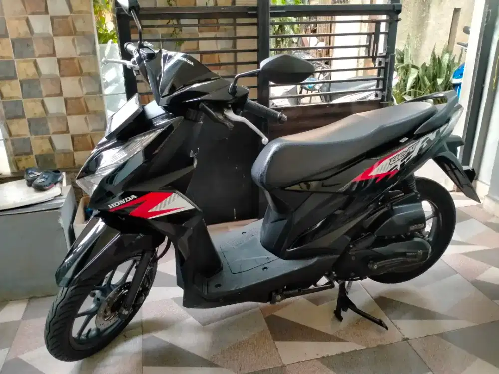 Jual Honda beat tahun 2023 warna hitam