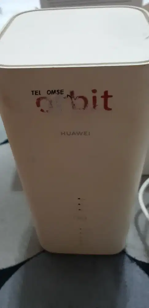 Modem telkomsel b818