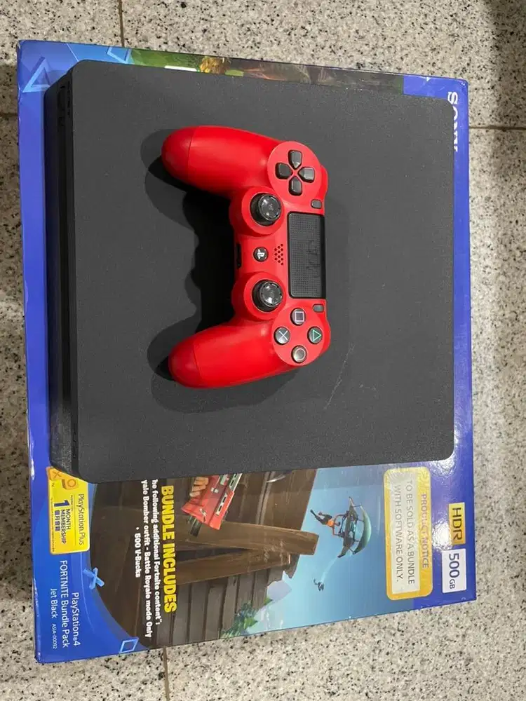 Ps4 slim 500gb like new