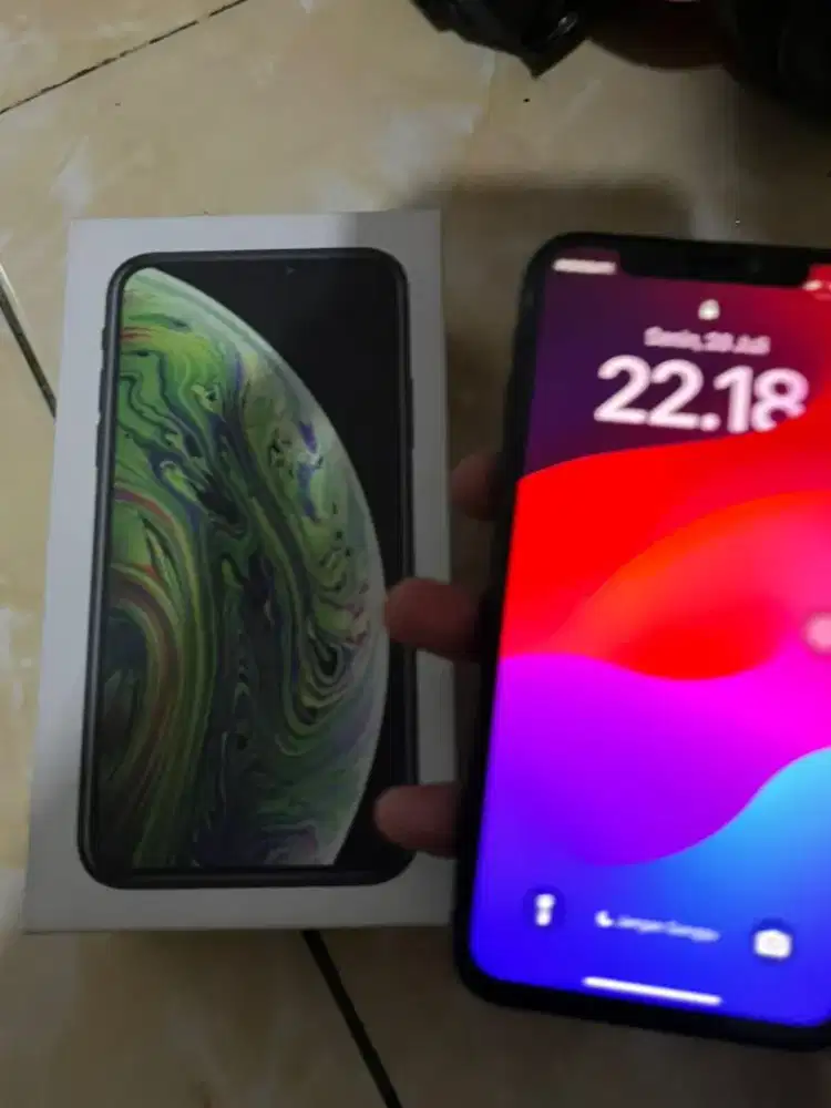 iPhone xs inter 64 gb