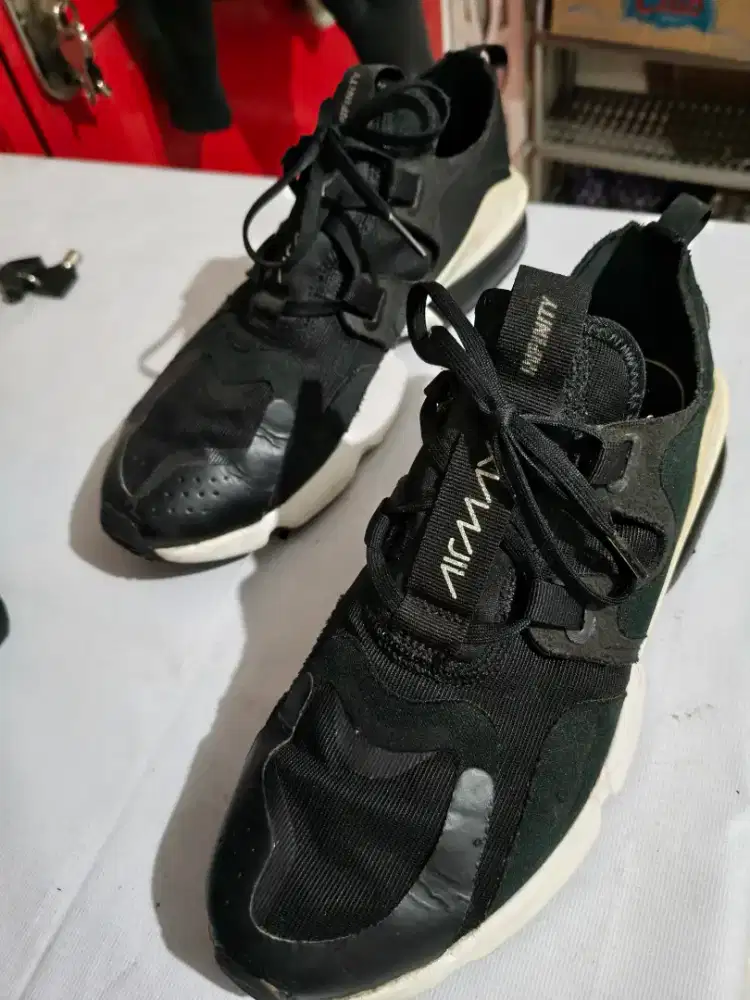 Sepatu Nike Air Max INFINITY Tenis, Padel & Olahraga Original