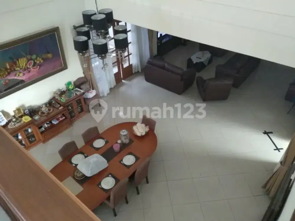Rumah Tengah Kota, Nyaman Asri Area Bkr
