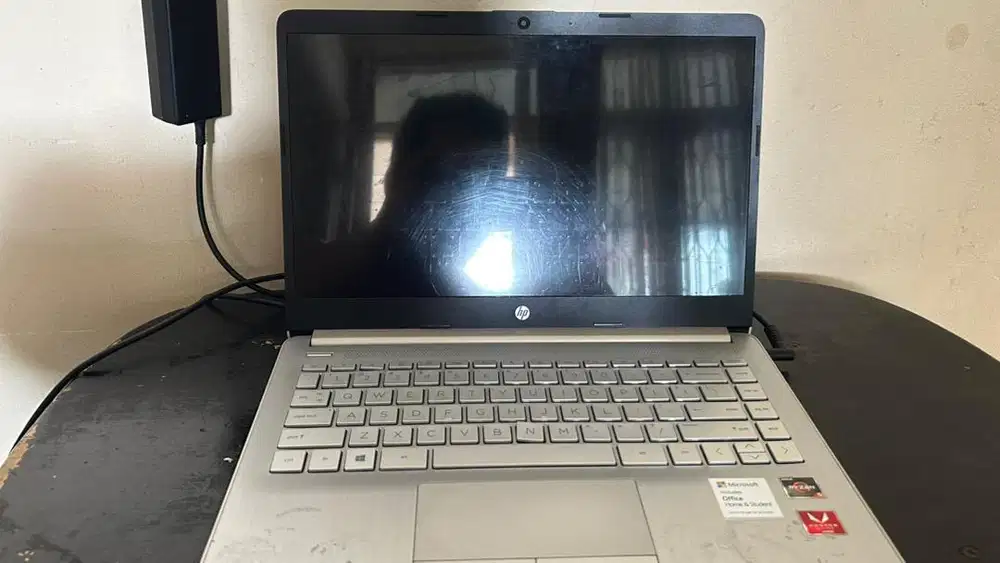 LAPTOP HP 14s-dk0xxx