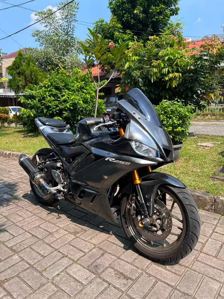 Yamaha R25 v2 tahun 2019