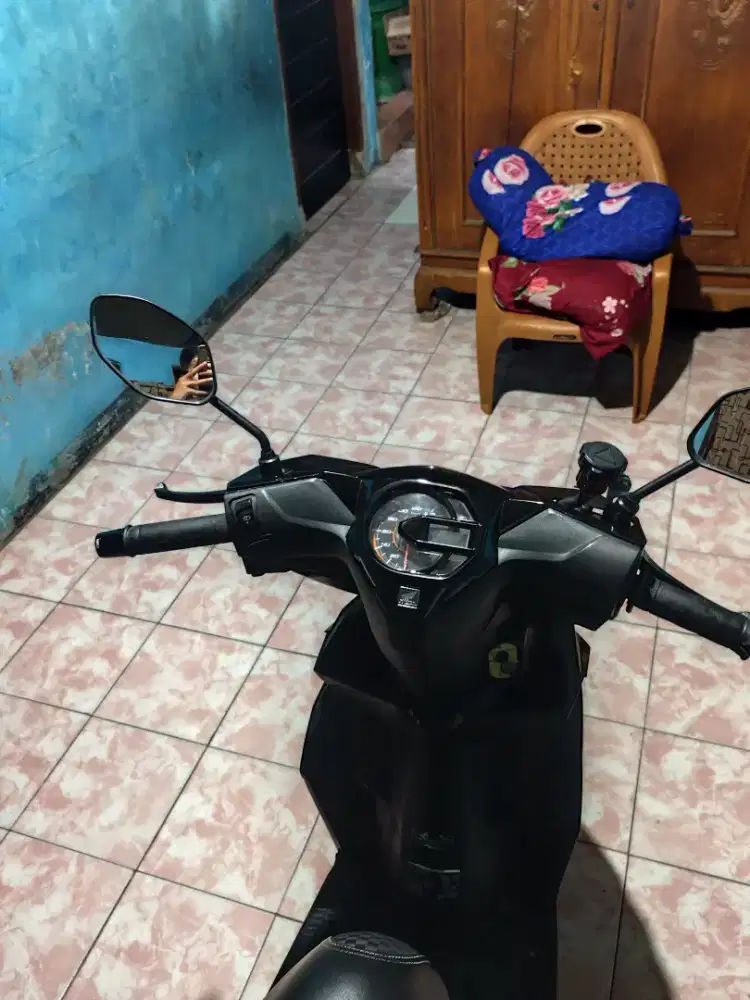 Beat esp 2018 hitam glossy baru di repaint