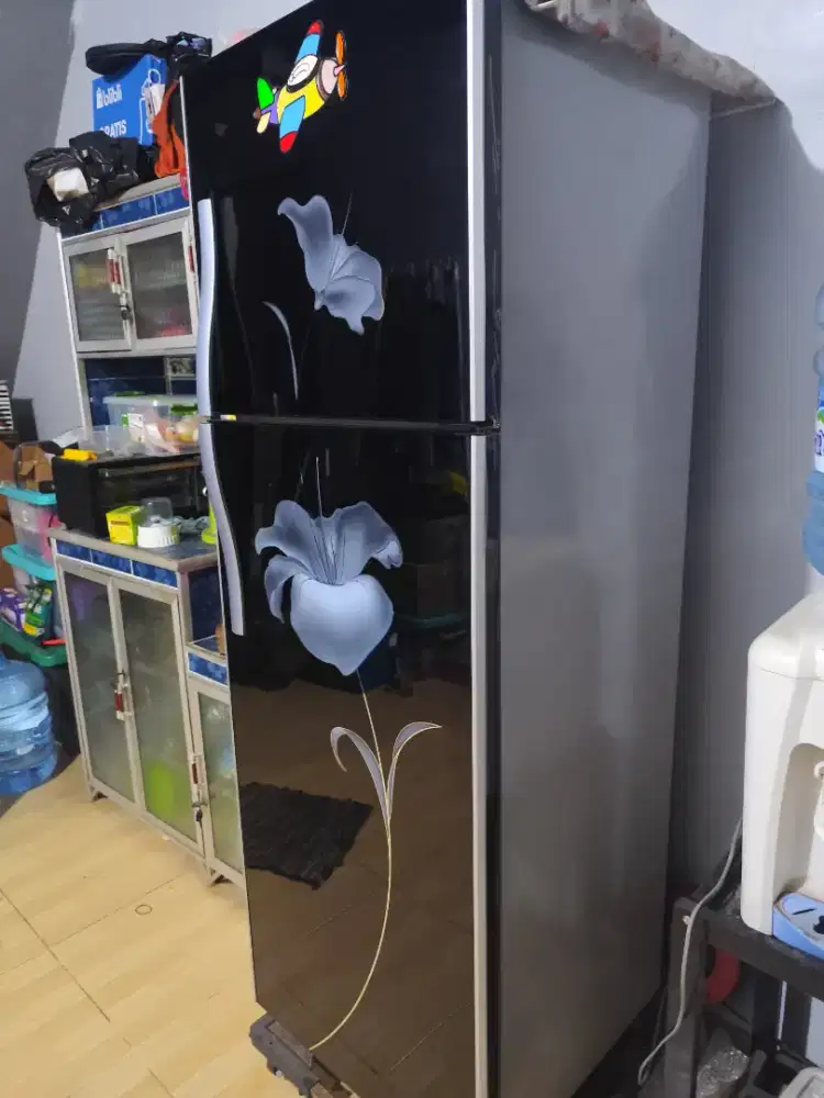 Kulkas Polytron 2 Pintu