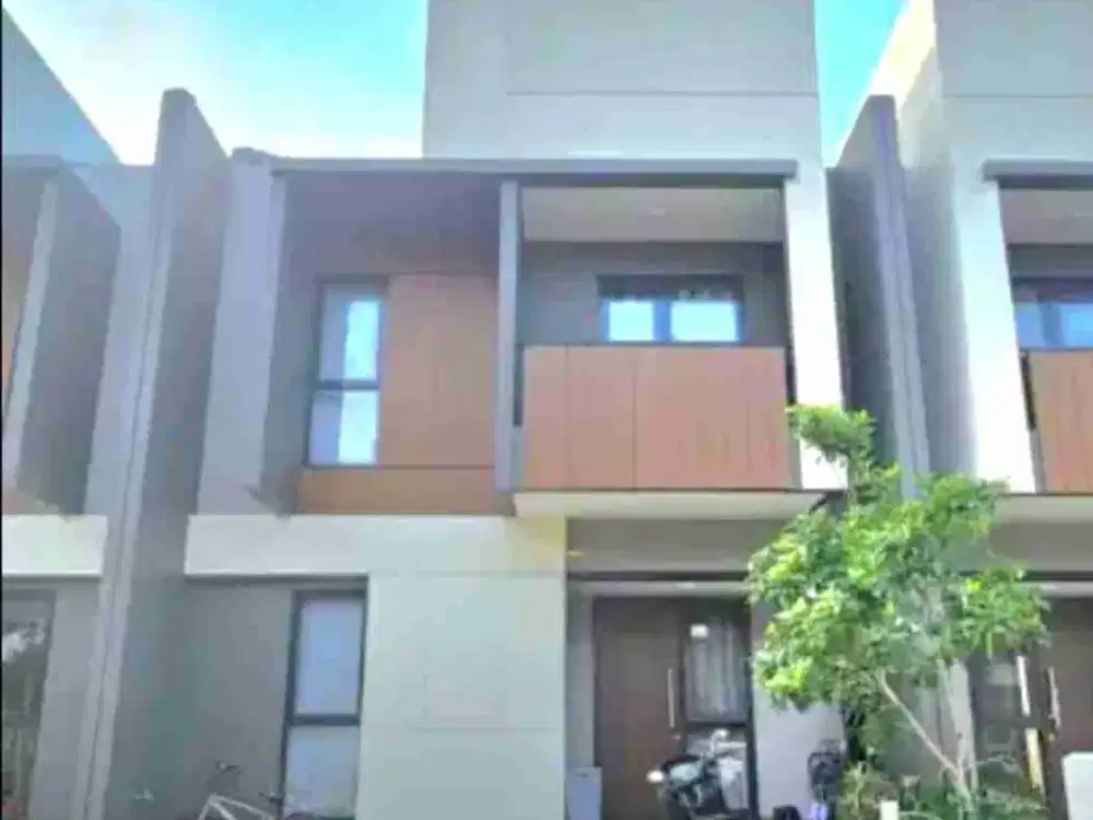 Dijual cepat Rumah cluster Regia  summarecon Crown Gading
