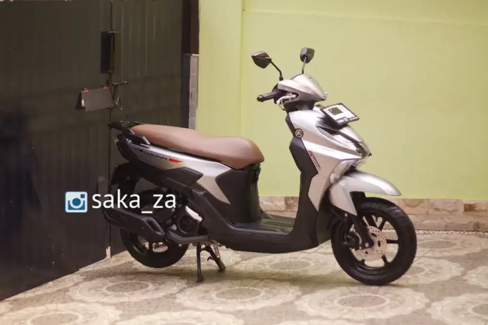 ( Tipe S , Pakai 8 Bulan ) Yamaha Gear Ultima S 2025 hybrid  gear 2025