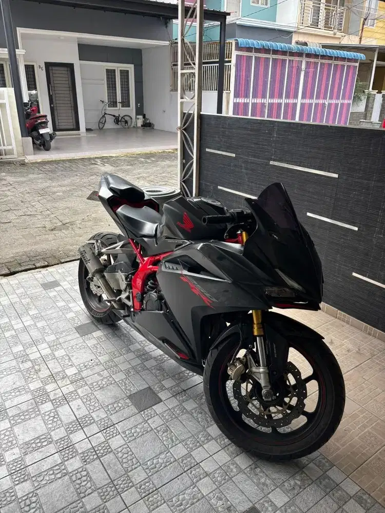 Honda CBR 250 ABS
