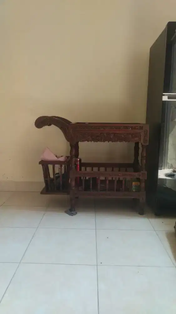 Meja jati ukir lawas vintage