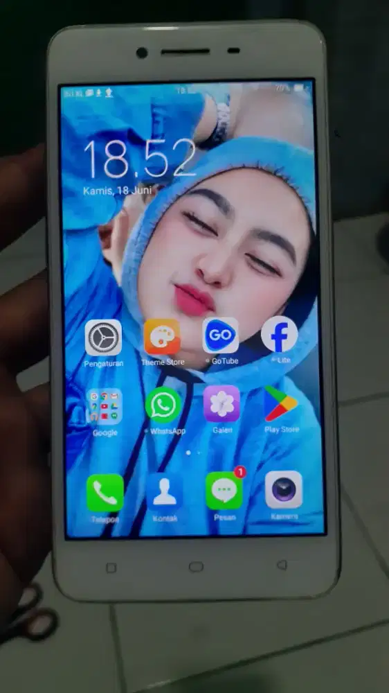 Oppo A37f 4G 2/16 layar 5 inchi mulus