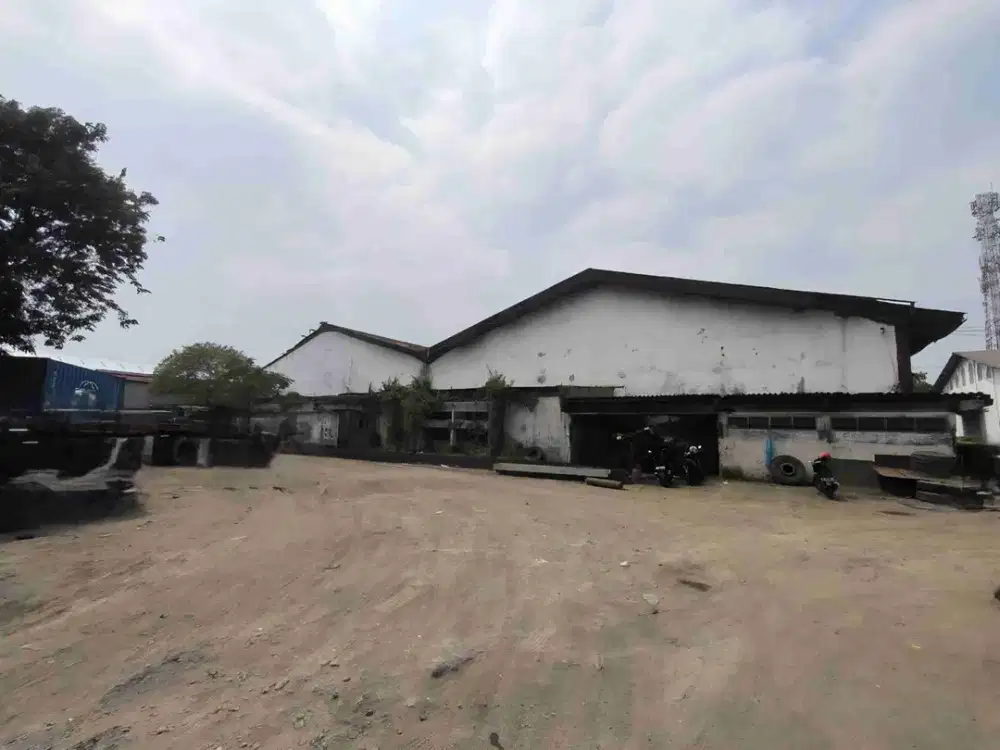 Turun Harga Gudang Hitung Tanah  Jalan Raya Margomulyo, Surabaya