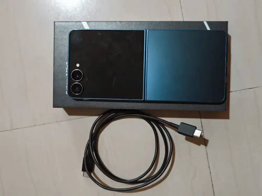Galaxy flip 7 12/256