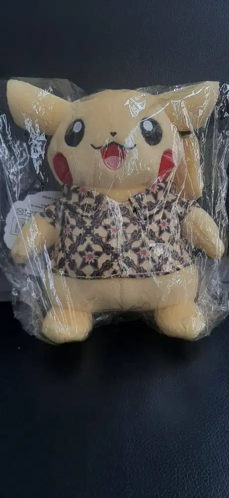 Boneka Pikachu Batik