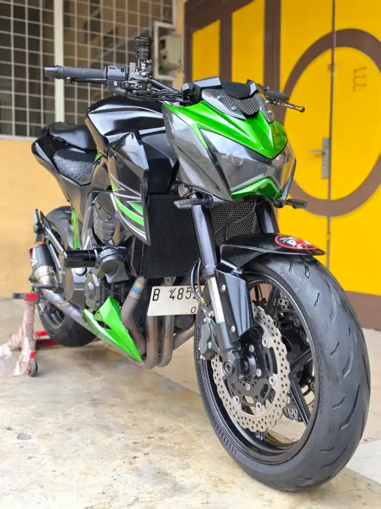 Kawasaki Z800 / Z 800 ABS 2014, Green Premium Metalic.