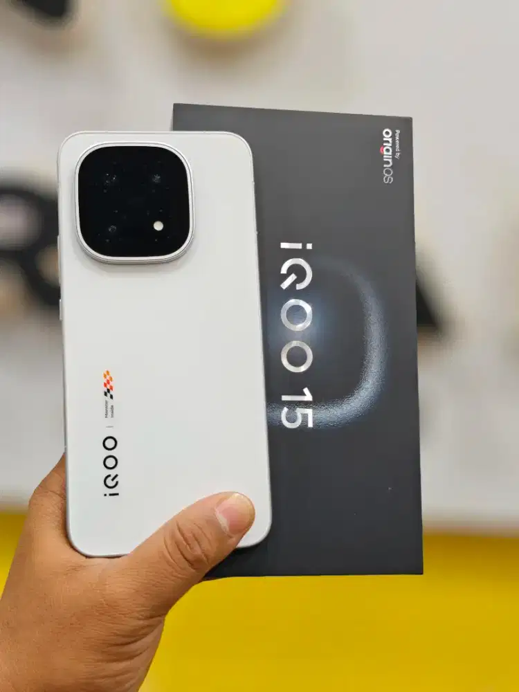 Iqoo 15 16/512 Gb