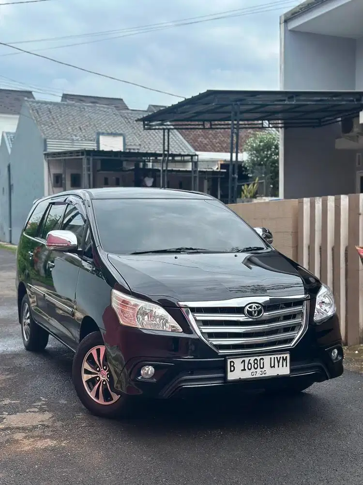 Kijang Innova G 2022
