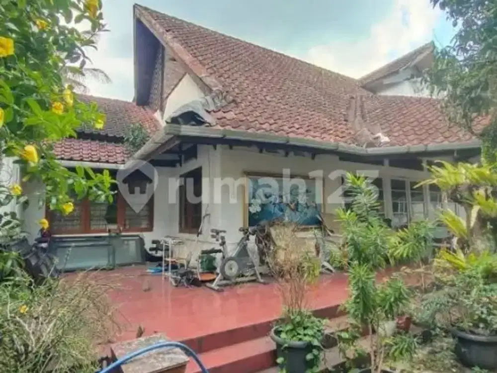 Rumah Dekat Gedung Sate Sayap Jl Dago Bandung Kota