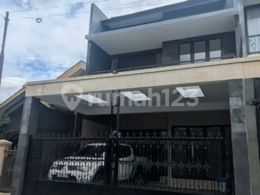 Rumah cantik di turangga bandung lokasi bagus