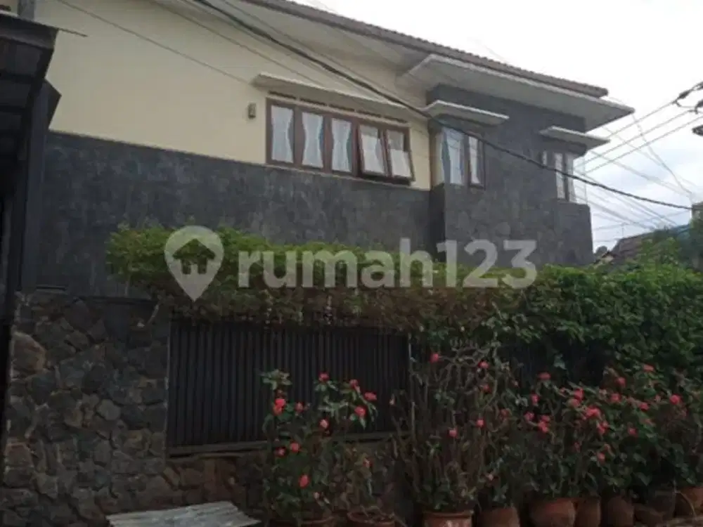 Rumah bagus Cigadung