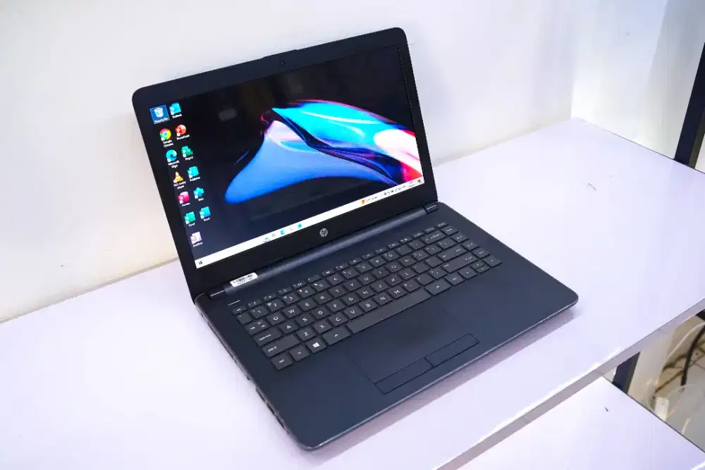 HP 14 BS707TU.CORE i3-6006U.RAM4GB.SSD128GB.1TB.14in